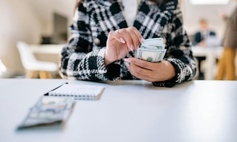 e commerce profit strategy development